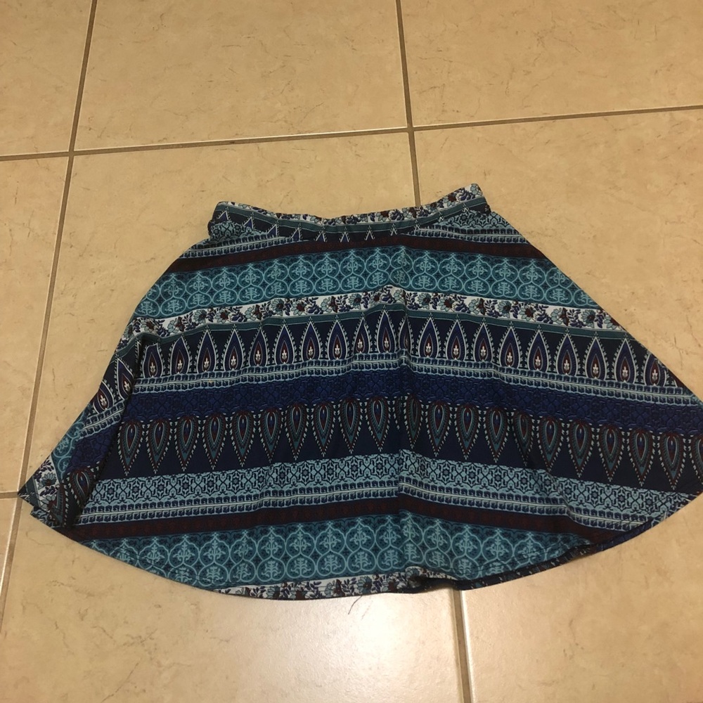 Blue patterned LA hearts skirt